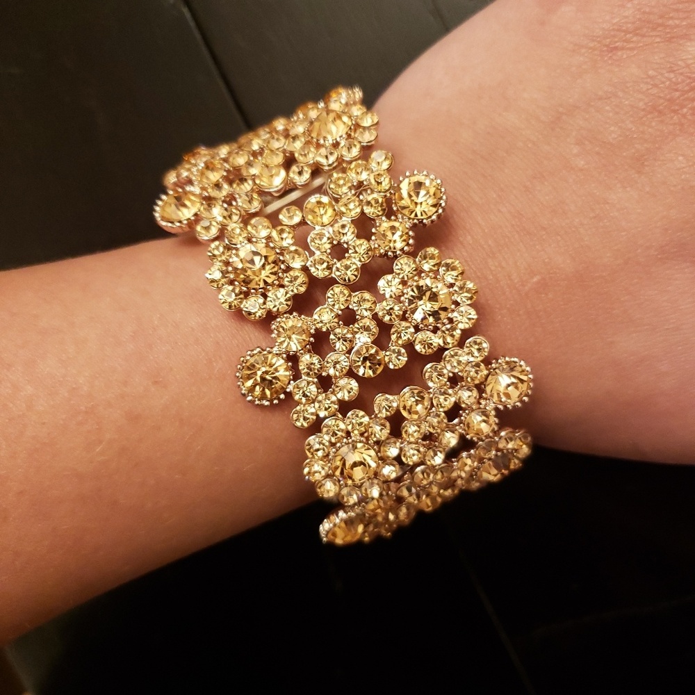 Beautiful Peach-Rose Gold Crystal Bracelet